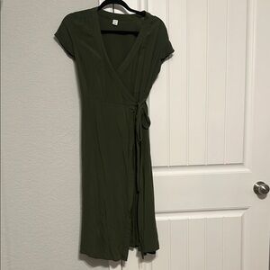 Old Navy Dark Green Midi Wrap Dress